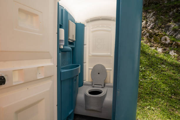Portable Toilet Options We Offer in Somerset, MD